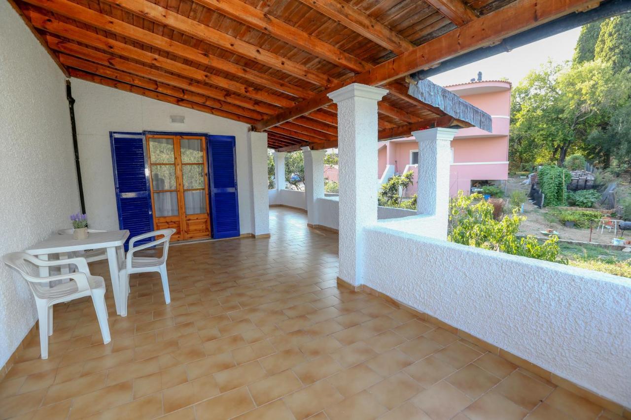 Athina Apartments カト・コラキアナ エクステリア 写真