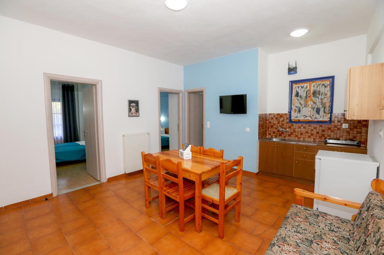 Athina Apartments カト・コラキアナ エクステリア 写真